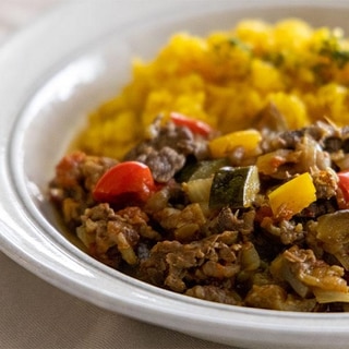 [ストウブ公式]夏野菜で作る無水スパイスカレー